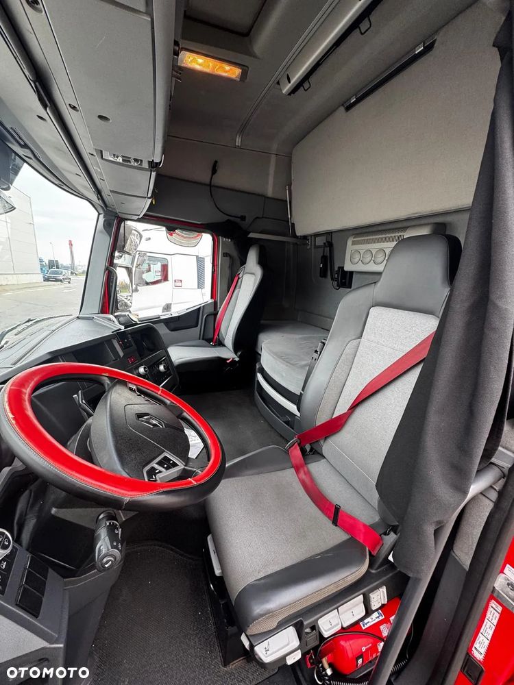 Renault T460 Sleeper Cab - 7