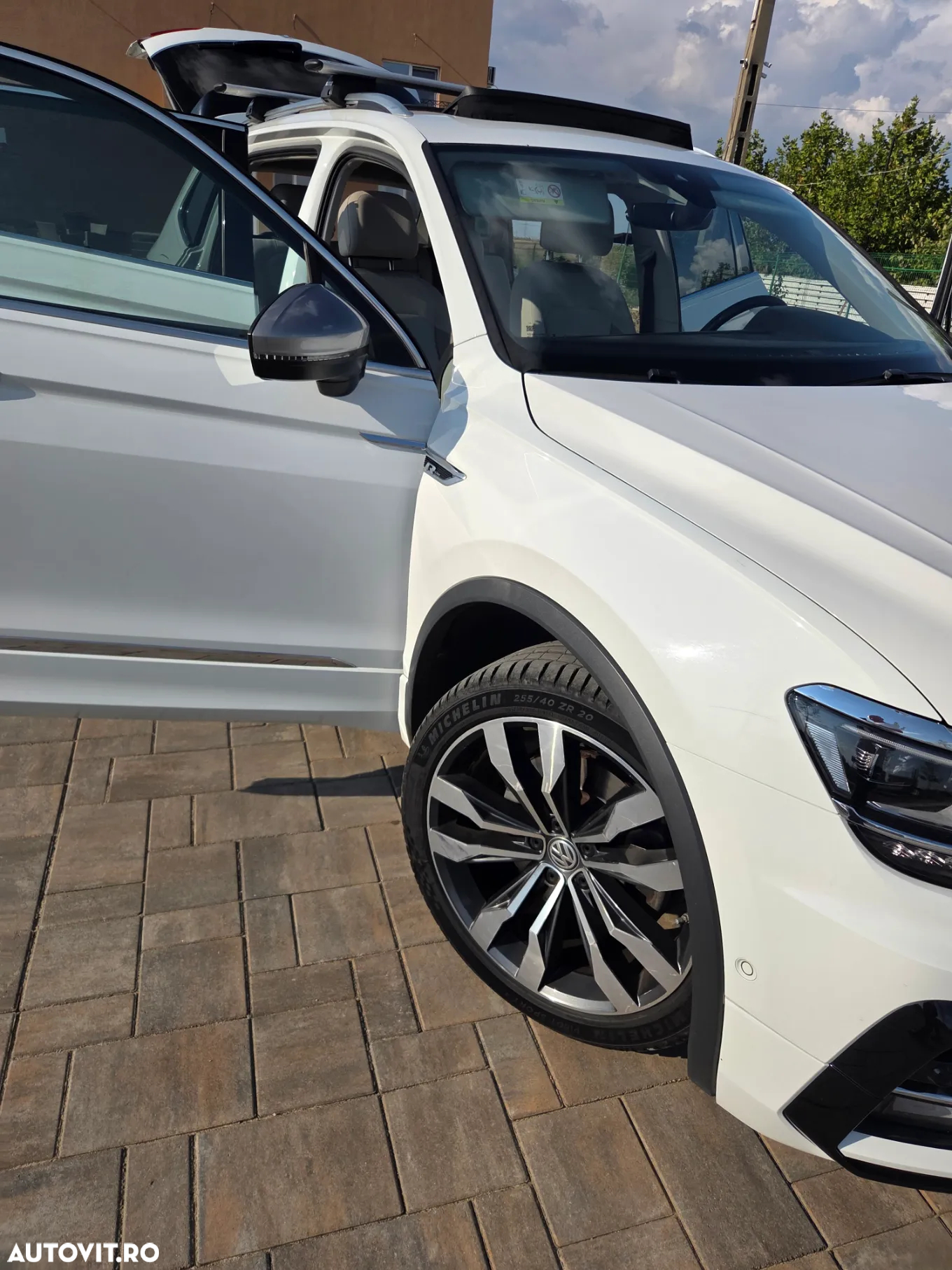 Volkswagen Tiguan 2.0 TDI DSG 4Mot Highline - 33