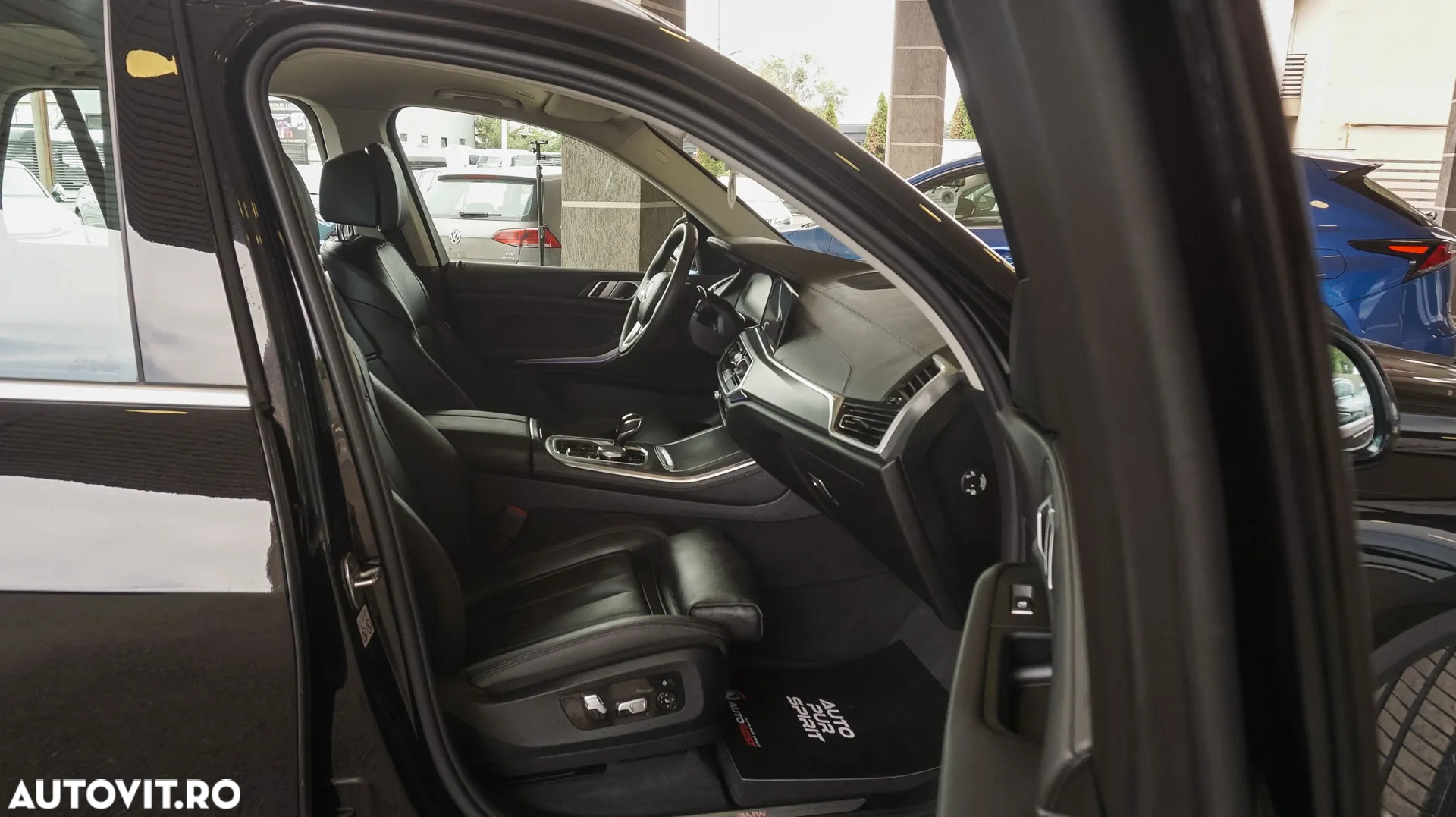 BMW X5 xDrive45e - 30