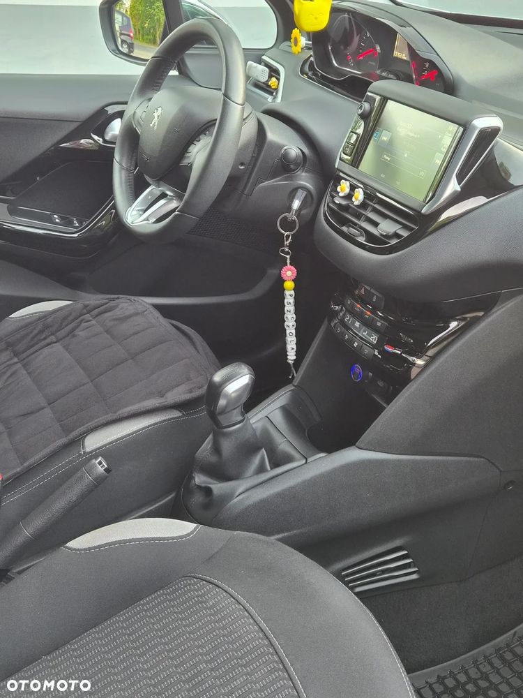 Peugeot 208 1.2 VTi Style - 10