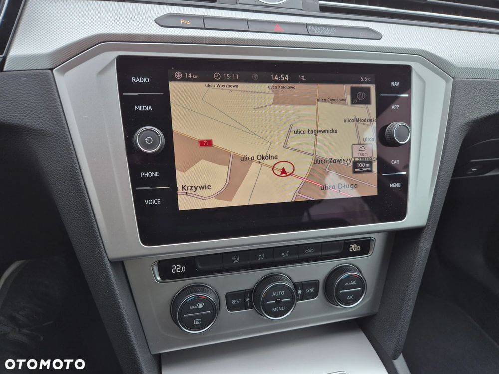 Volkswagen Passat 1.6 TDI BMT Comfortline - 14