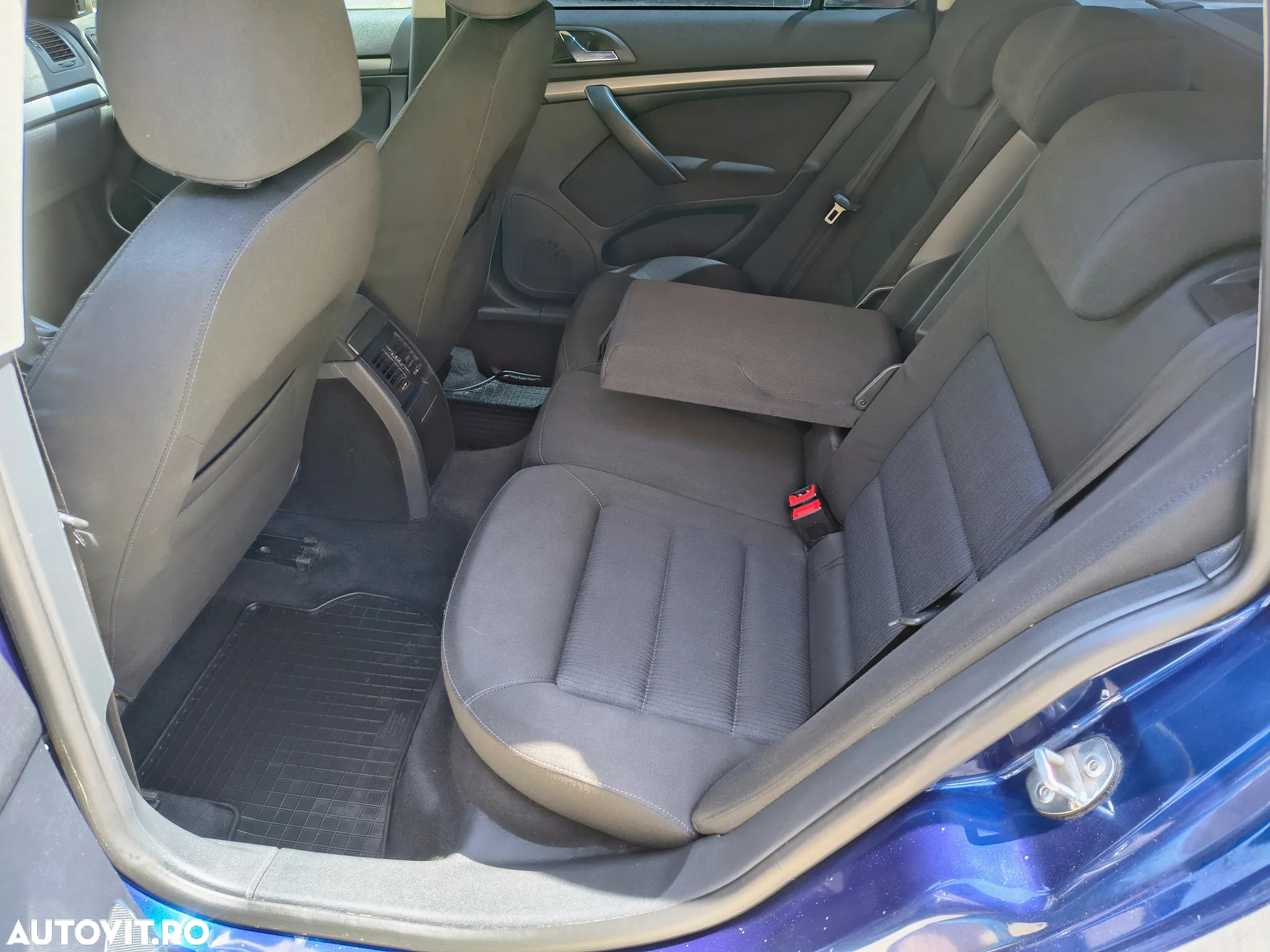 Skoda Octavia 2.0TDI Elegance - 9