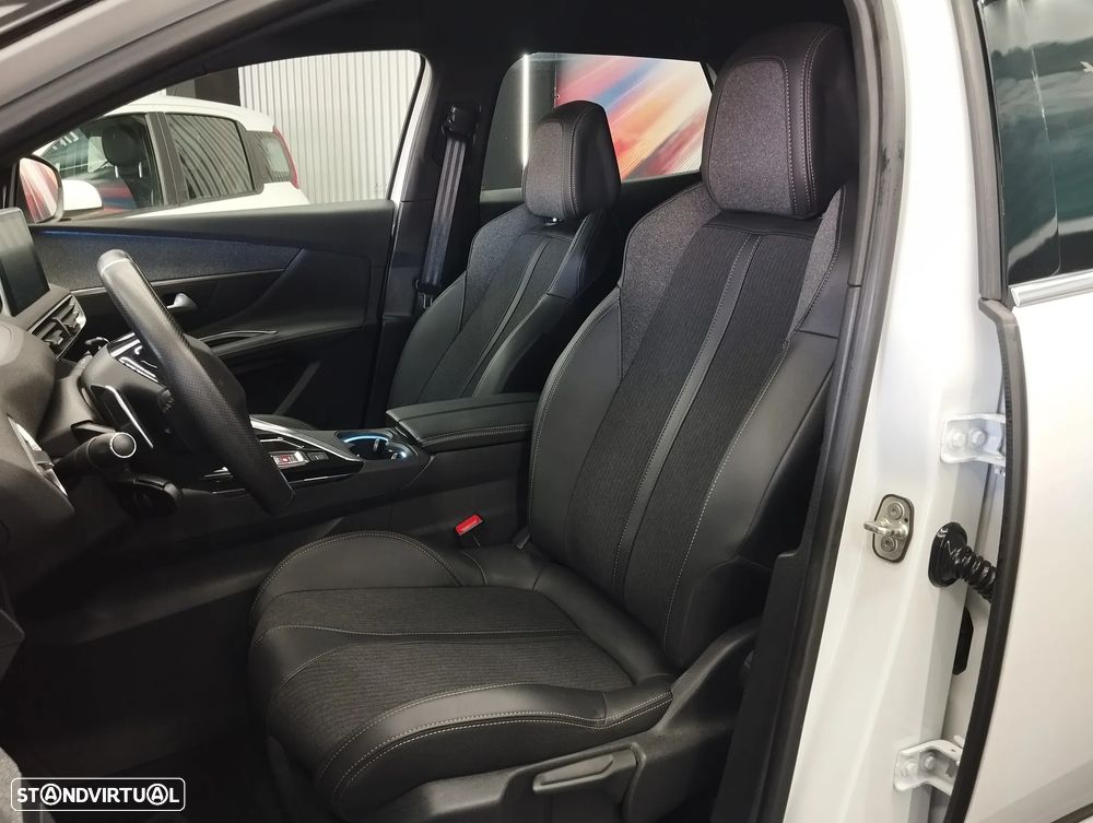 Peugeot 3008 1.5 BlueHDi GT EAT8 - 14