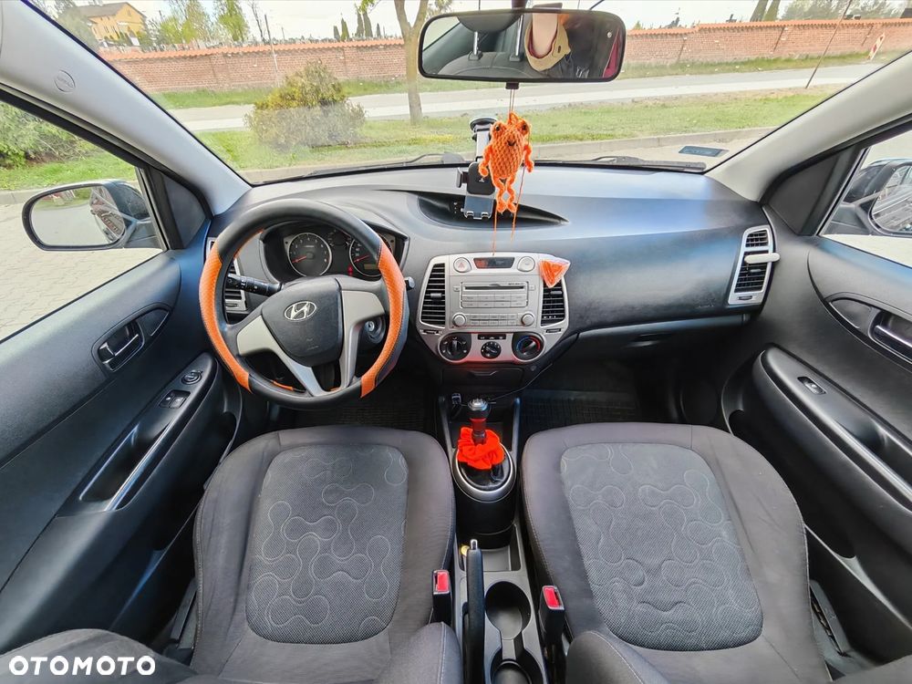 Hyundai i20 1.2 Classic + - 9