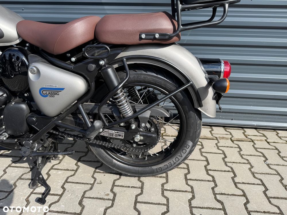 Royal Enfield Classic - 16