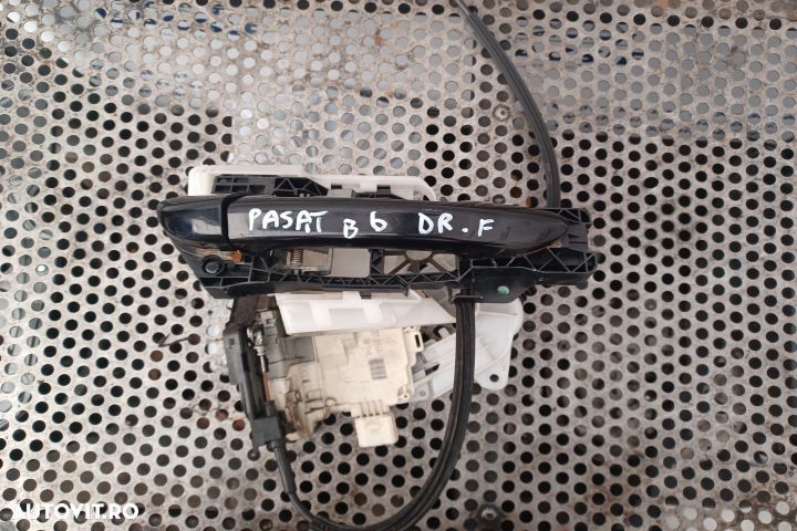 BROASCA DREAPTA FATA Volkswagen VW Passat B6 [2005 - 2010] - 1