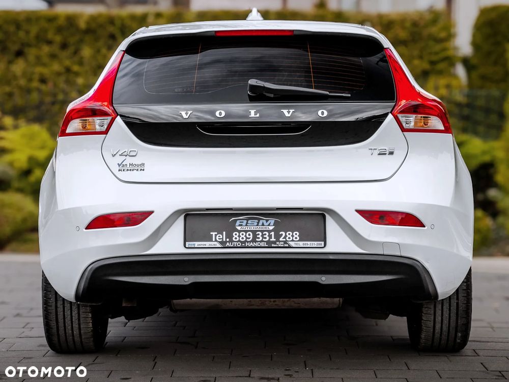 Volvo V40 T2 Inscription - 8