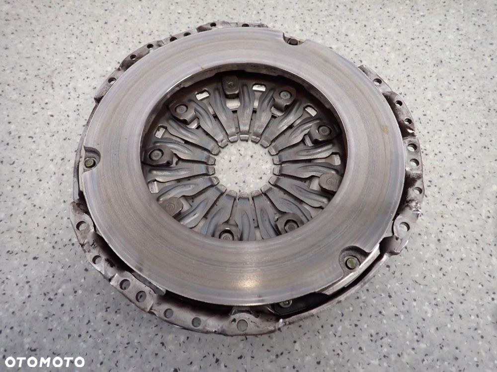 KIA CEED II HYUNDAI I30 II 1.6 CRDI 12-17 KOŁO ZAMACHOWE TARCZA DOCISK - 12