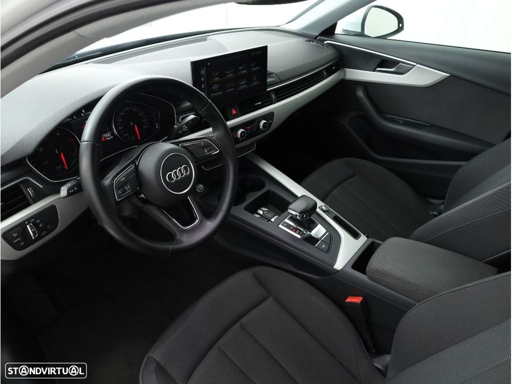Audi A4 35 TDI S tronic — fotografia 13