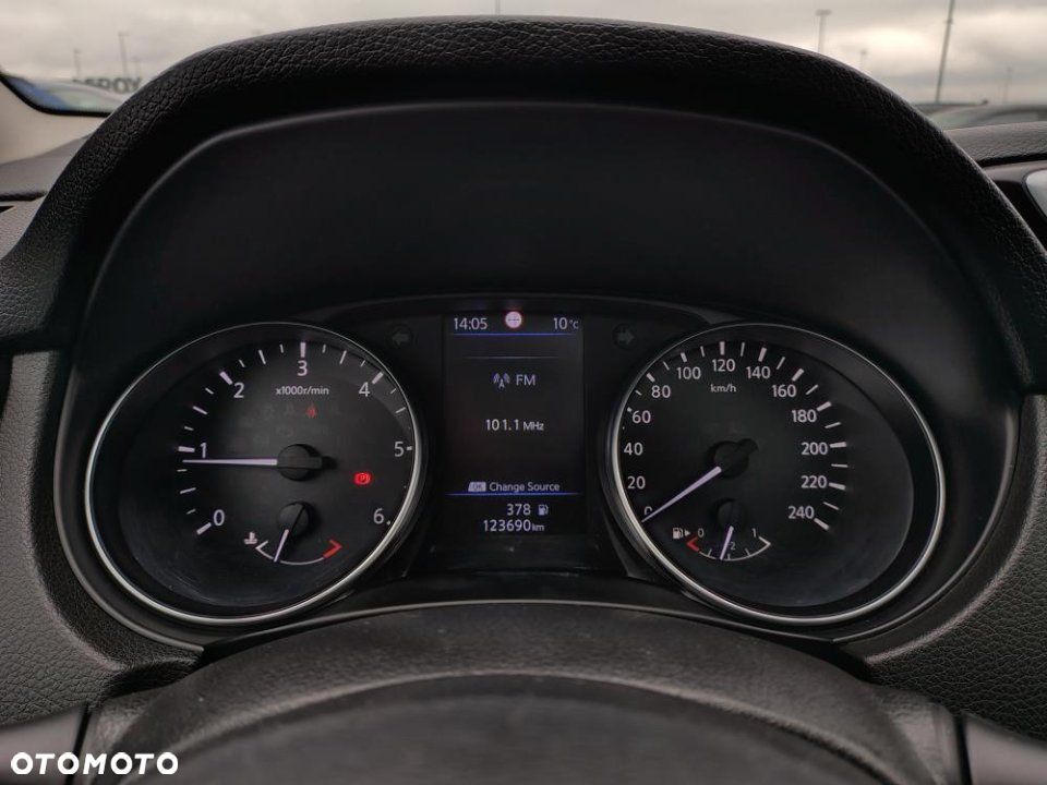 Nissan Qashqai - 24