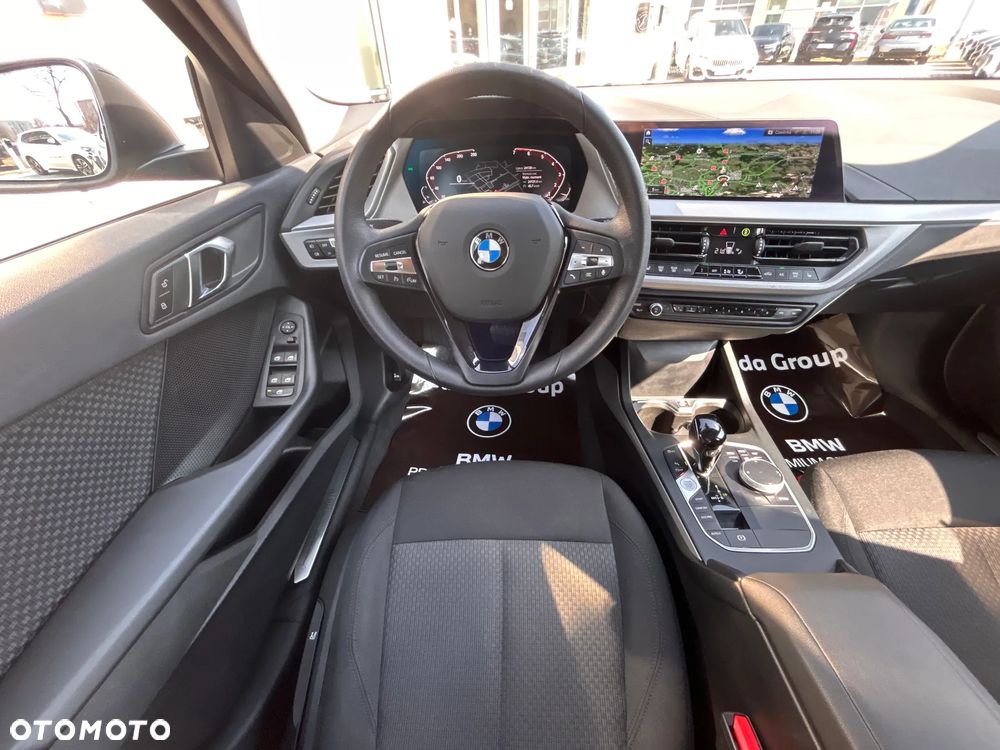 BMW Seria 1 118i Advantage - 22