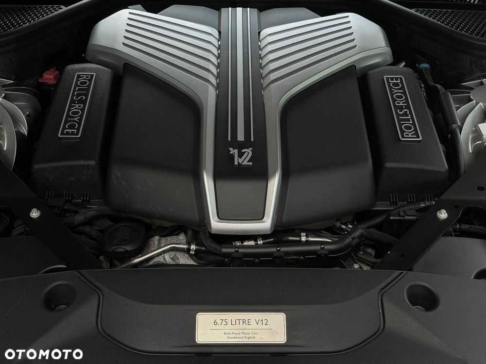Rolls-Royce Ghost Standard - 8