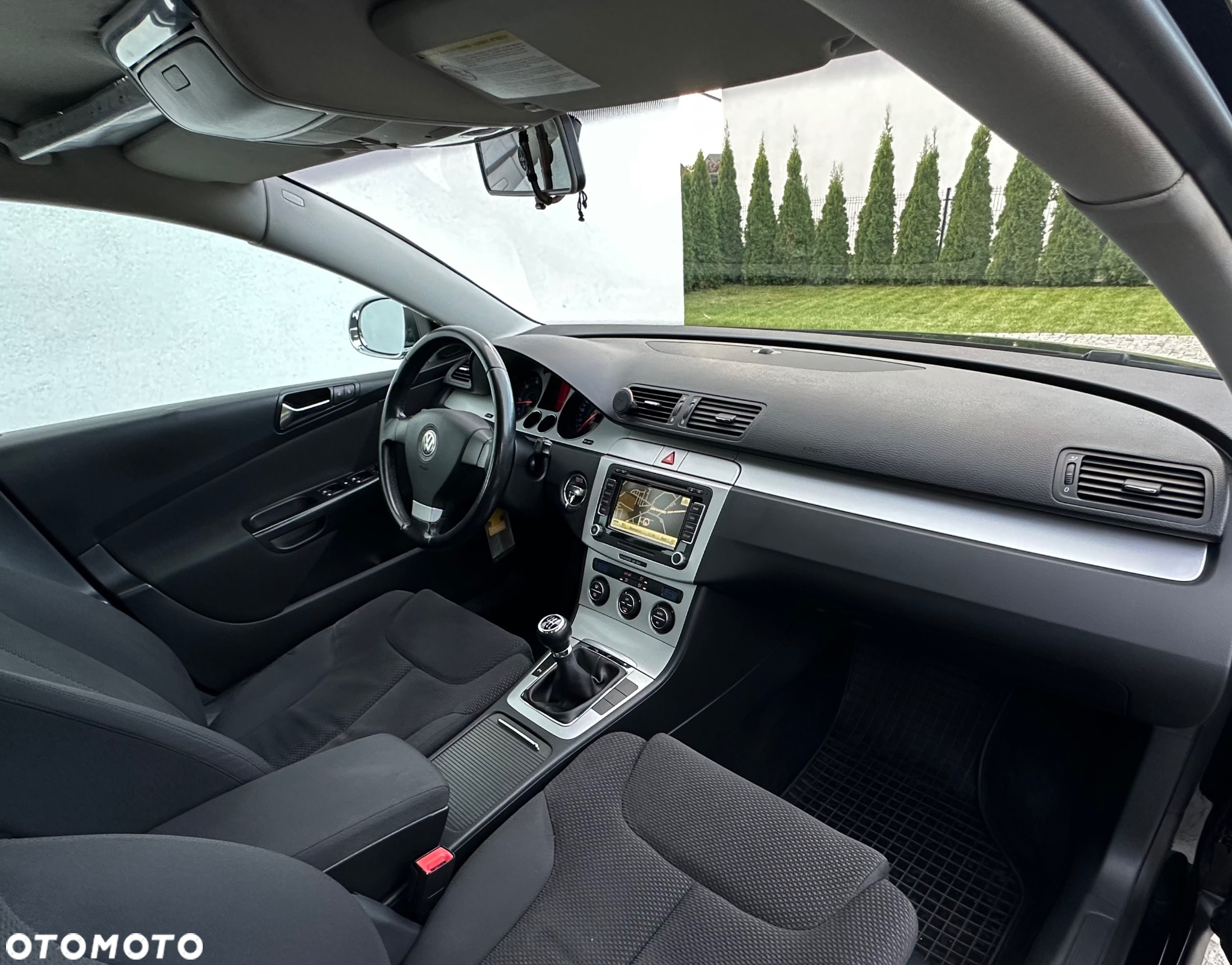 Volkswagen Passat 2.0 TDI Comfortline - 13