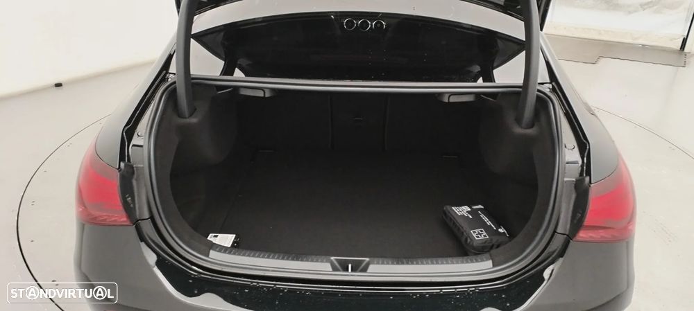 Mercedes-Benz A 200 Limousine Standard - 33