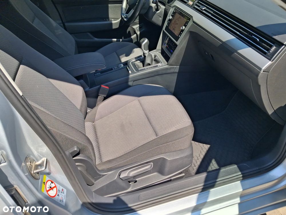 Volkswagen Passat 2.0 TDI EVO Business - 7