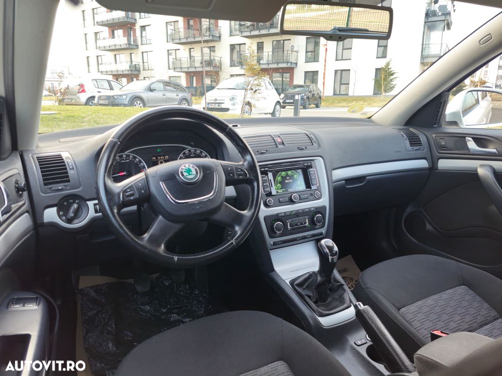 Skoda Octavia 1.6 TDI DPF Elegance - 7