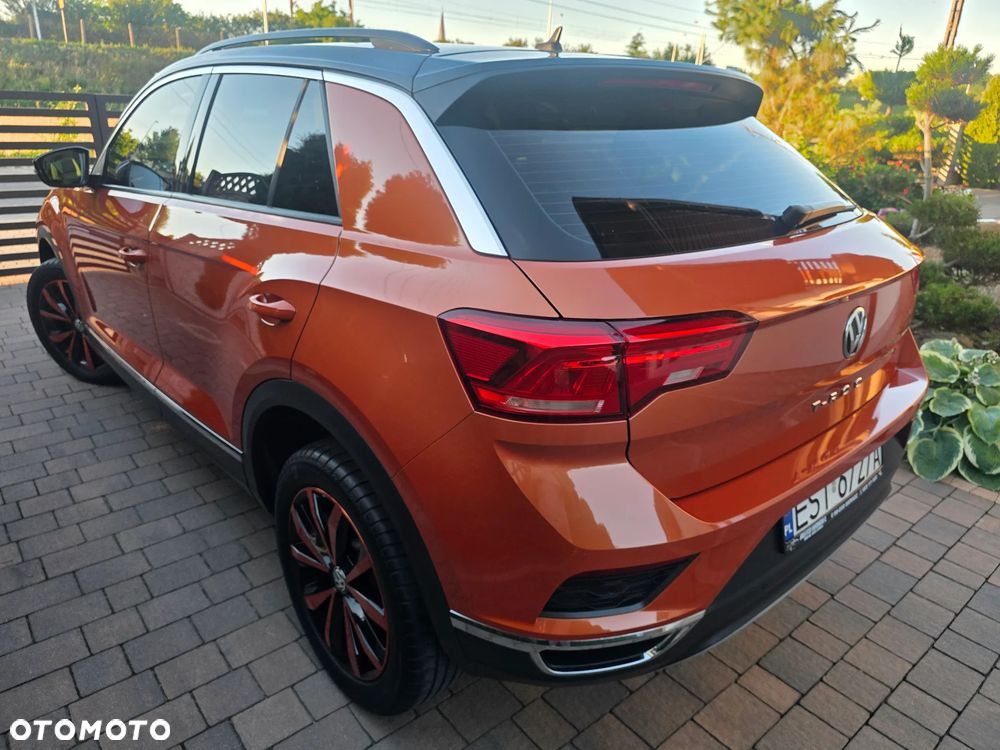 Volkswagen T-Roc - 17