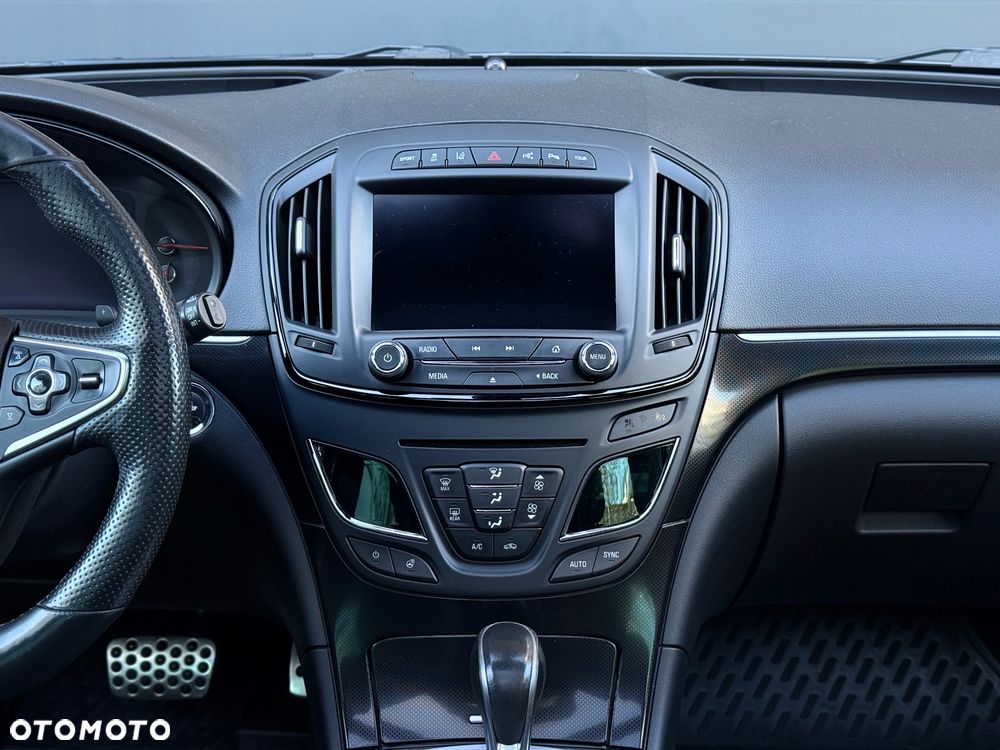 Opel Insignia - 10