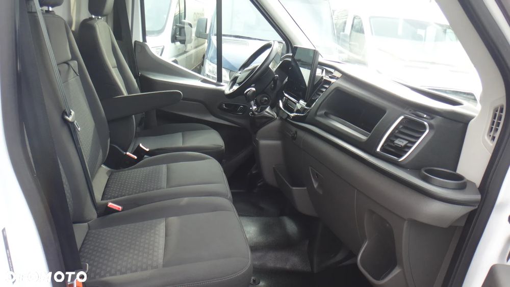 Ford TRANSIT - 11