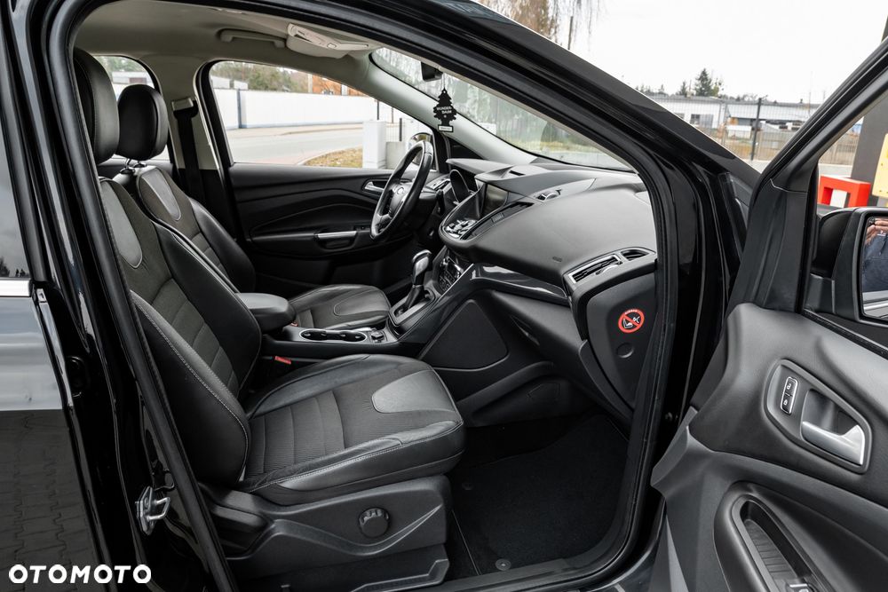 Ford Kuga - 21