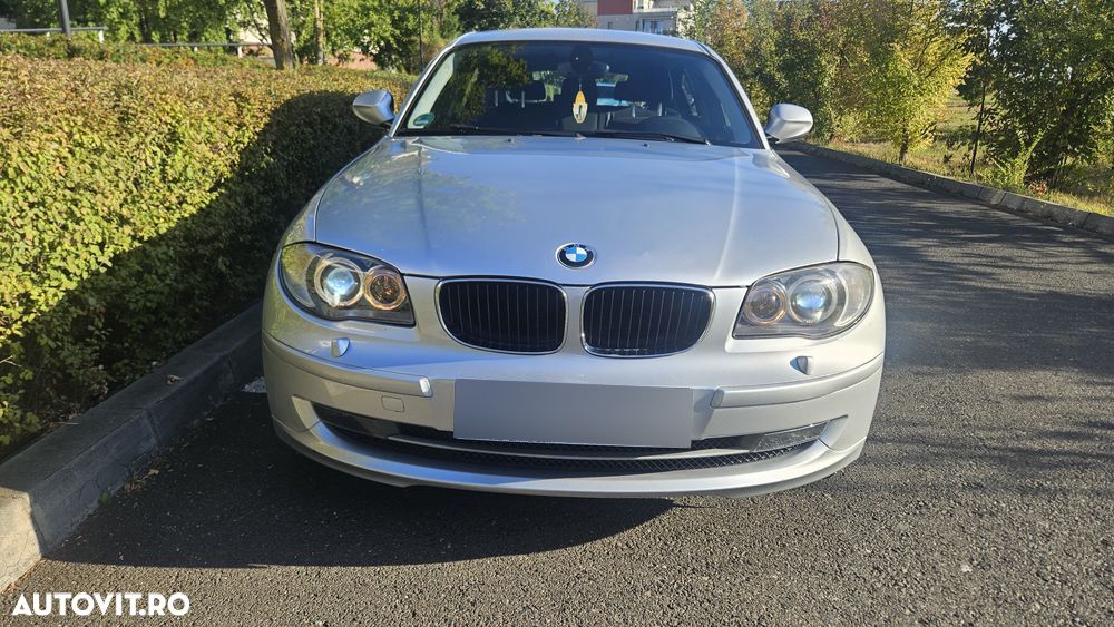 BMW Seria 1 116i - 8