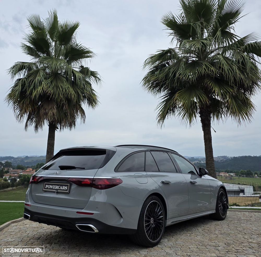 Mercedes-Benz E 300 de 9G-TRONIC AMG Line - 12