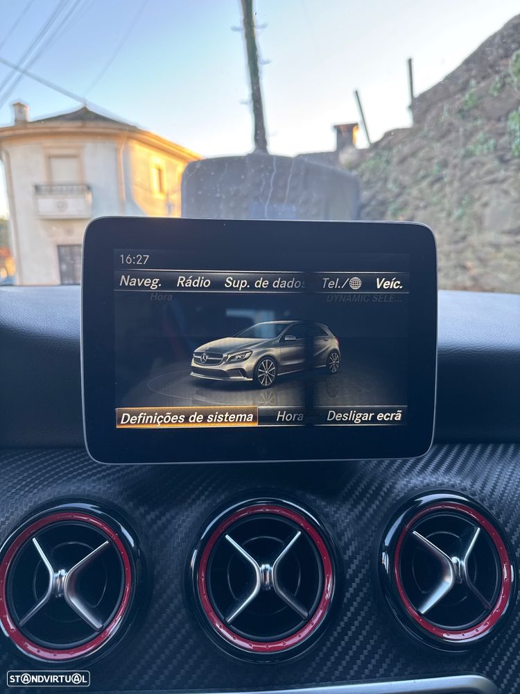 Mercedes-Benz A 45 AMG 4Matic Speedshift 7G-DCT - 9