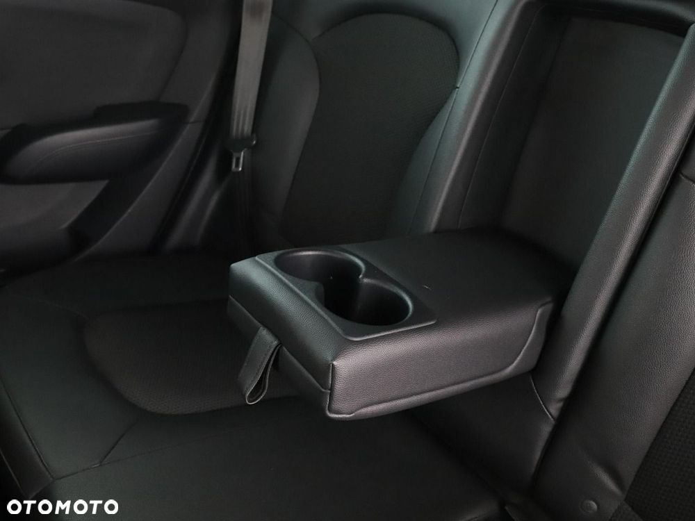 Hyundai ix35 1.6 2WD Fifa World Cup Edition - 37