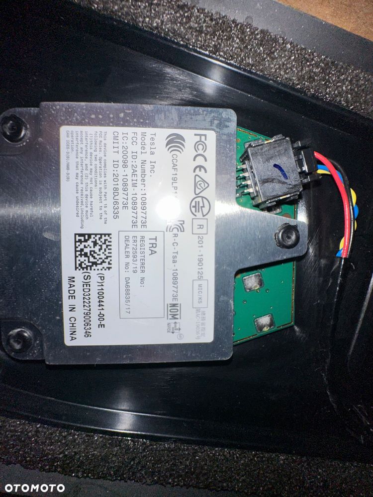 1109255-00-J KAMERA BOCZNY SŁUPEK PRAWY SZKLANY TESLA 3 - 3