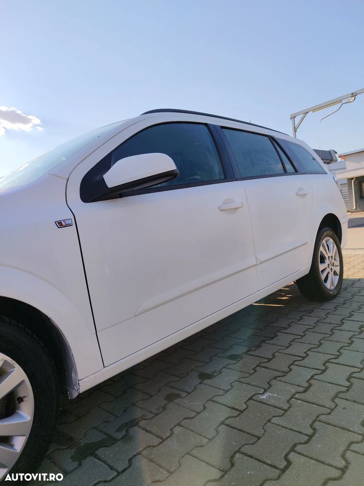 Opel Astra 1.9 CDTI Enjoy - 15
