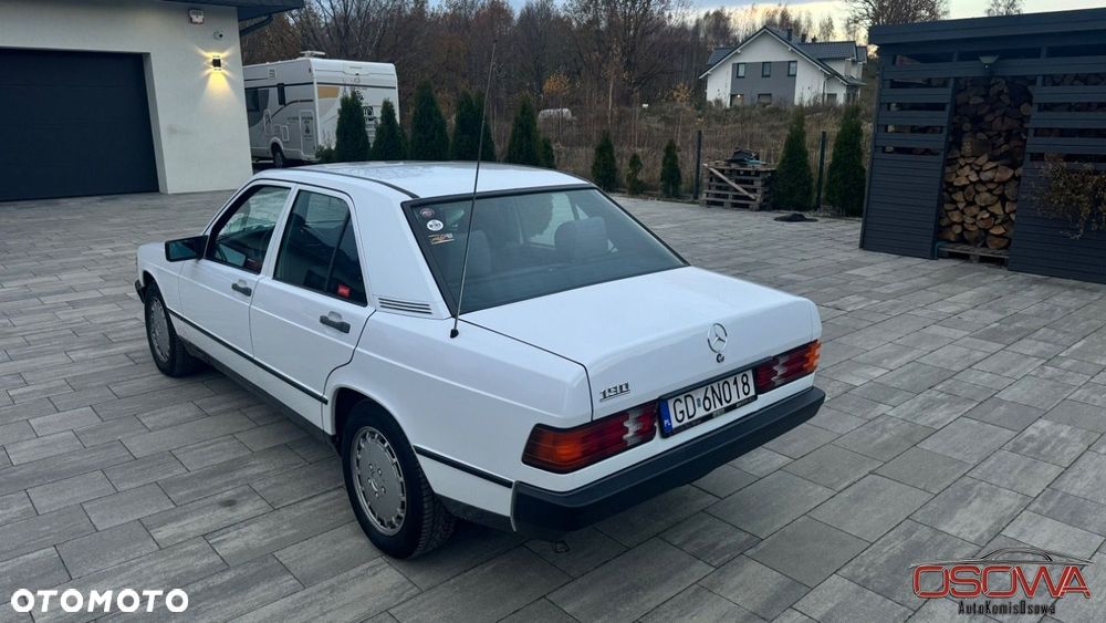 Mercedes-Benz W201 (190) - 23