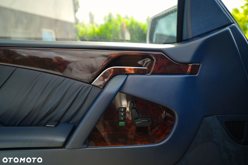 Mercedes-Benz CL 600 - 17