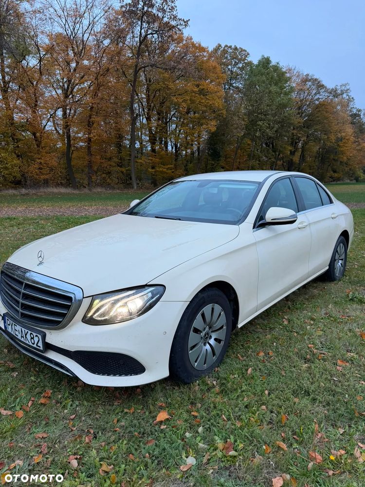 Mercedes-Benz Klasa E 200 d 9G-TRONIC - 1