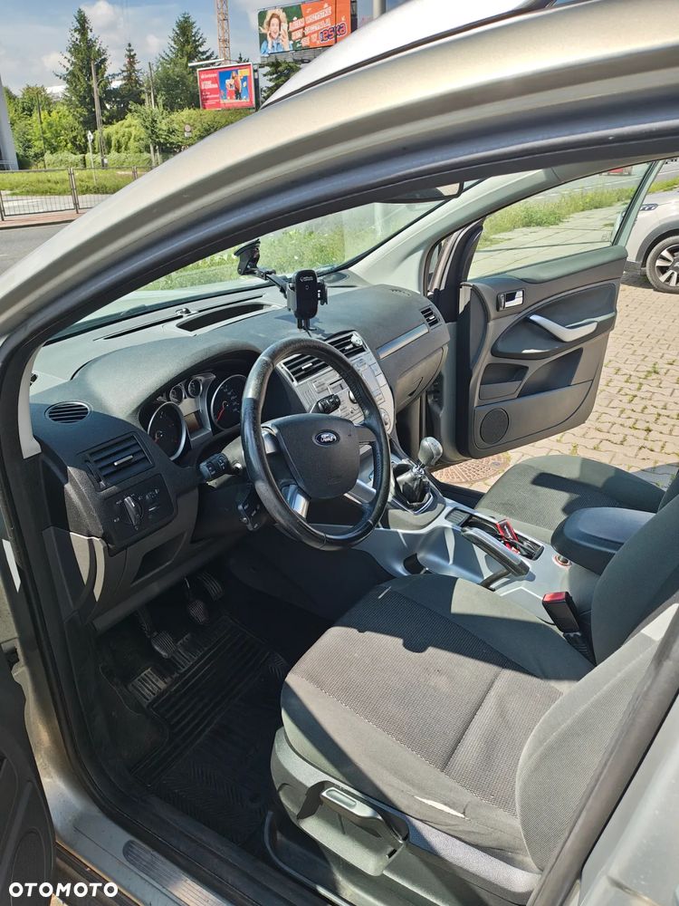 Ford Kuga 2.0 TDCi Trend - 12