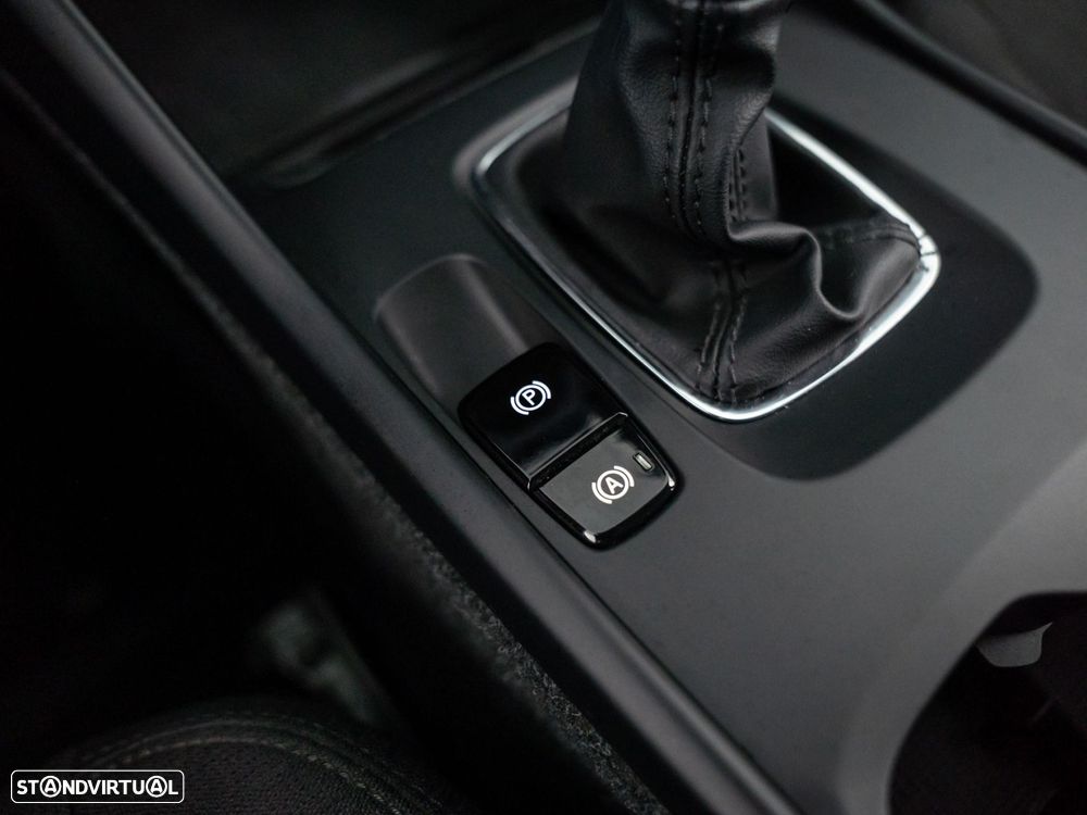 Volvo XC 40 1.5 T2 Momentum Core - 25