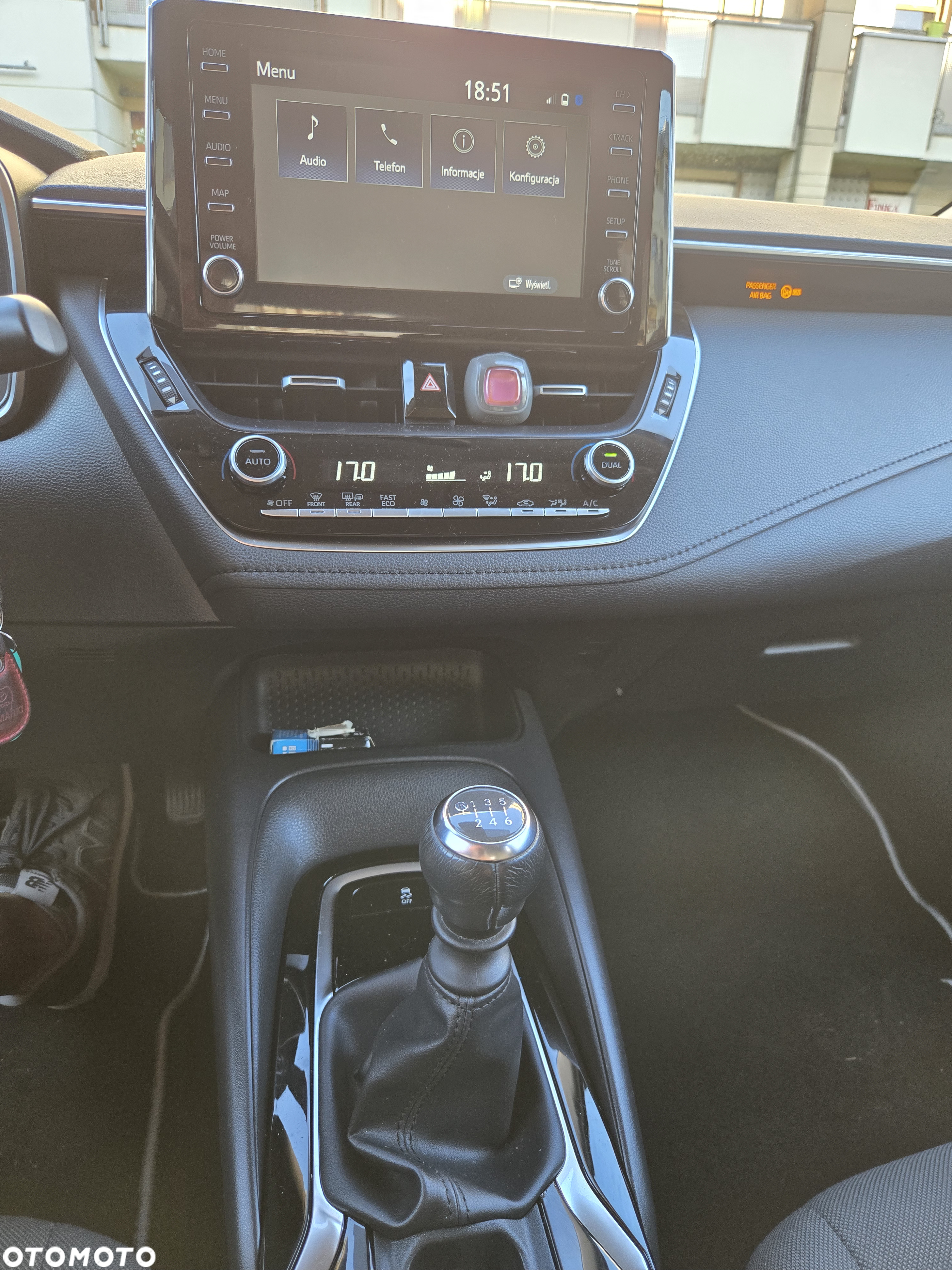 Toyota Corolla 1.6 Comfort - 29
