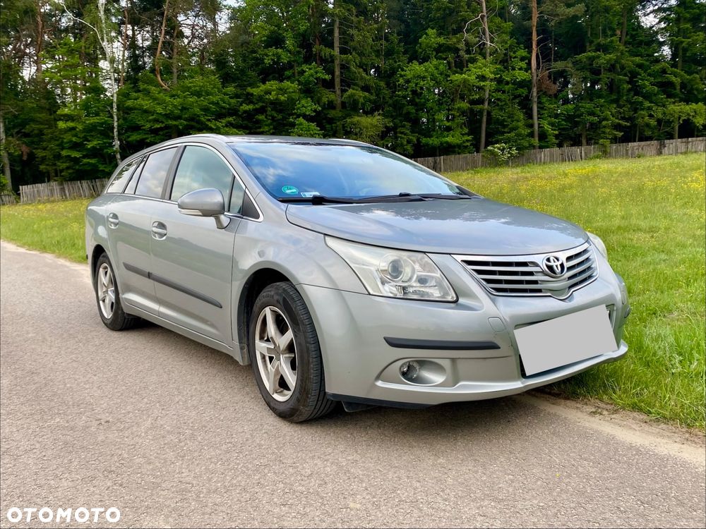 Toyota Avensis 1.8 Luna - 6