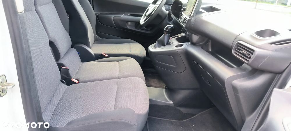 Opel Combo - 9
