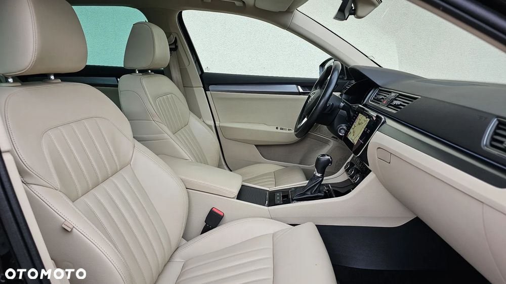 Skoda Superb Combi 1.4 TSI ACT DSG Style - 12