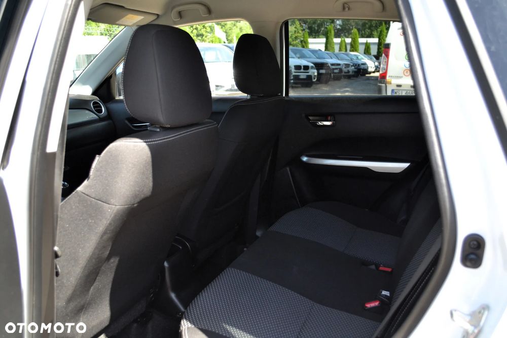 Suzuki Vitara 1.6 DDiS (4x4) Allgrip Comfort+ - 11