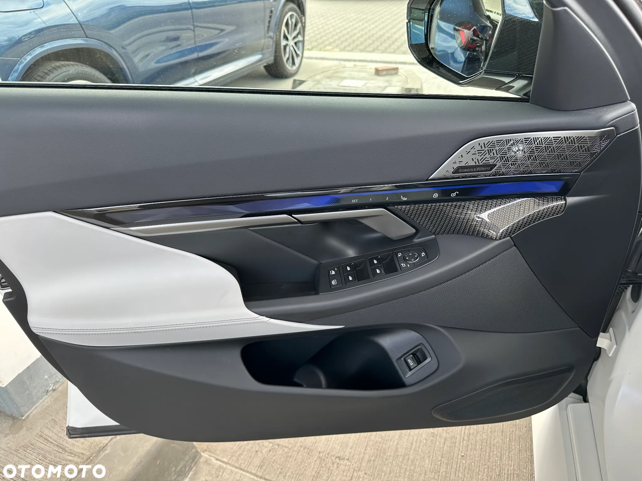 BMW M5 PHEV - 12