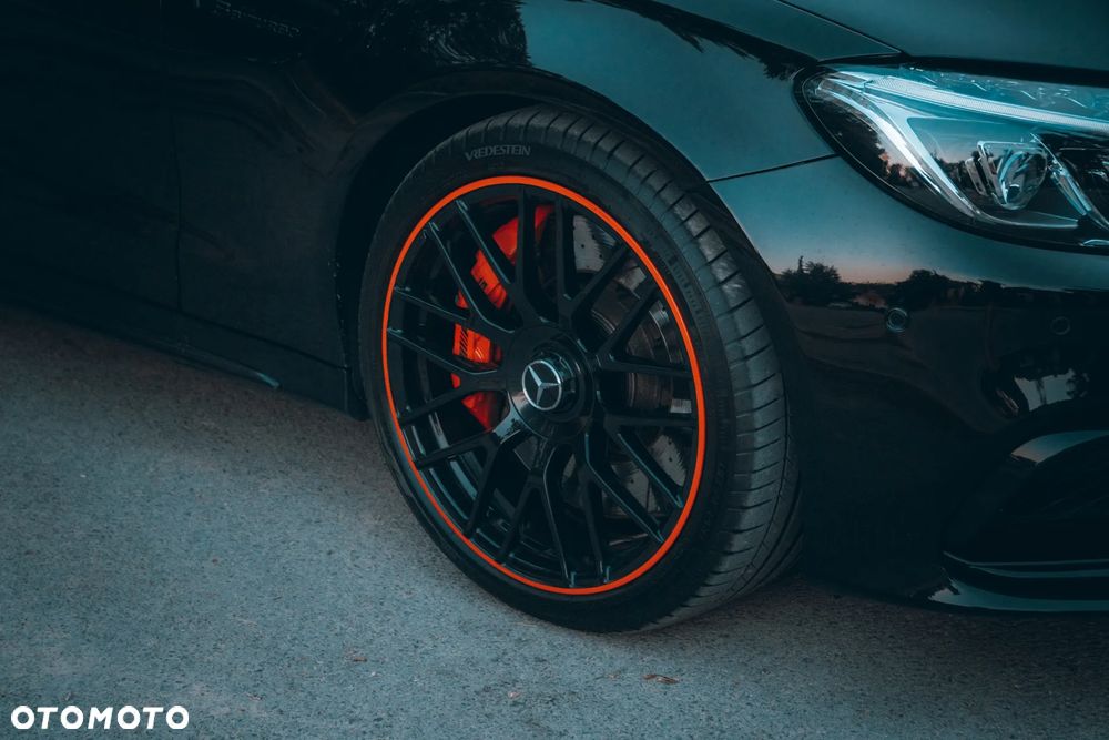 Mercedes-Benz Klasa C AMG 63 S AMG Speedshift 7G-MCT - 16