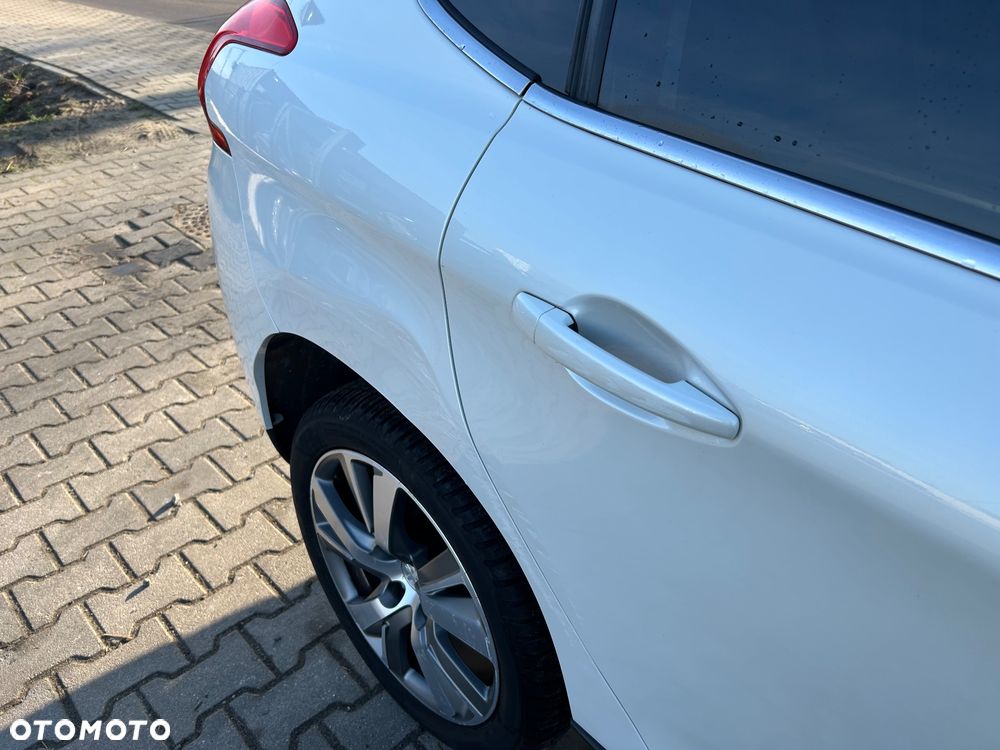 Peugeot 2008 - 16