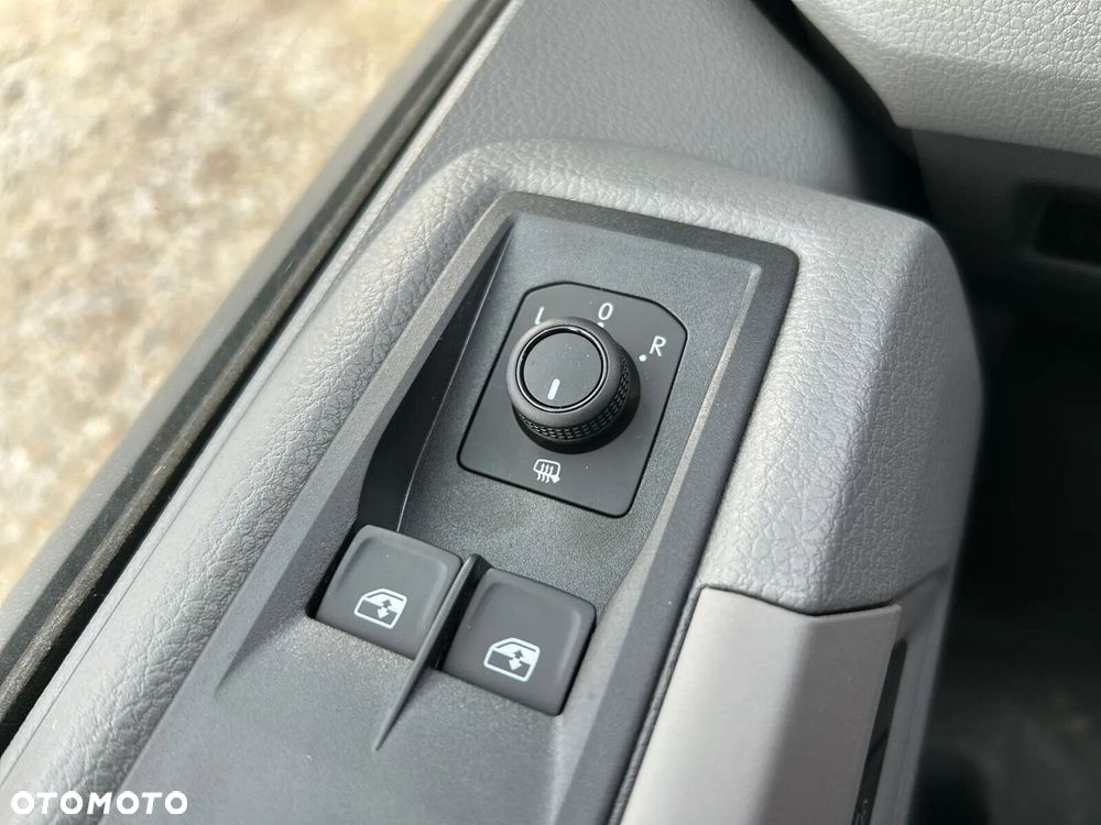 Volkswagen Crafter Volkswagen Crafter 35 Furgon AUTOMAT/L3H3, 2.0TDI 177KM, r.o. 3640 - 22