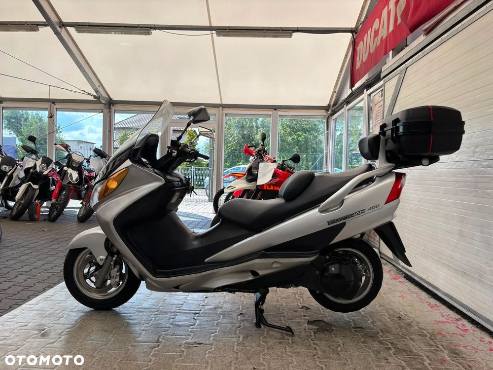 Suzuki Burgman - 4