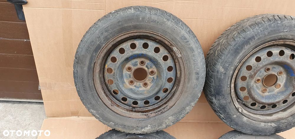 Felgi stalowe z oponami 6J X 15 ET40 2151060 Nissan 185/65 R15 - 3