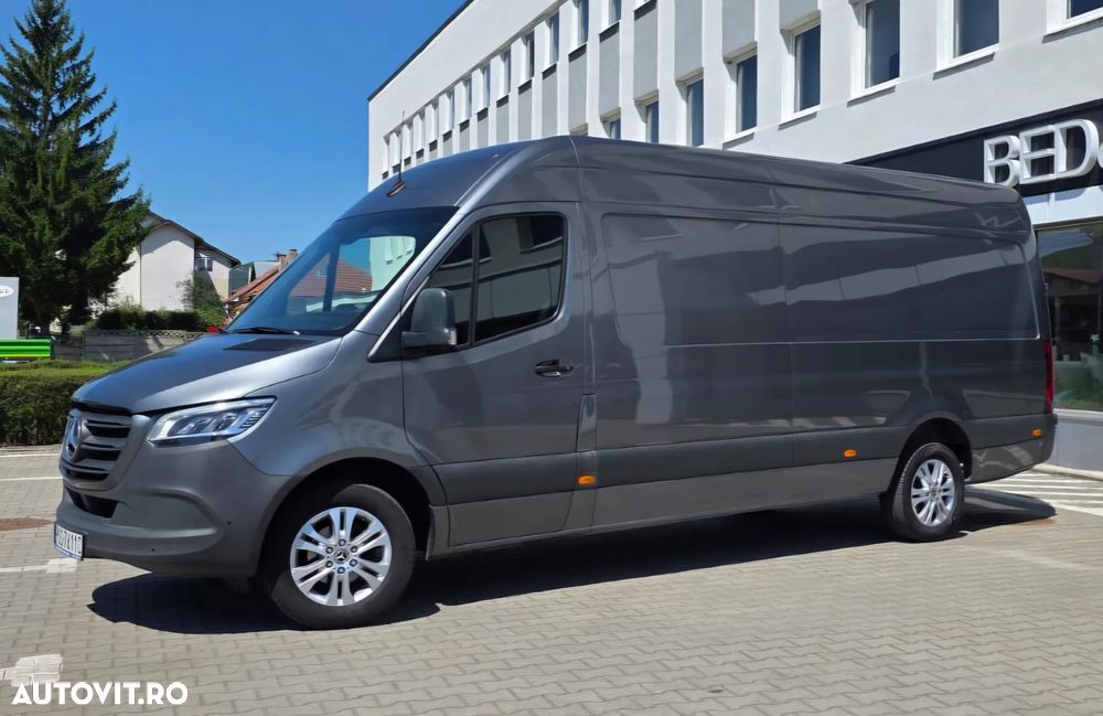 Mercedes-Benz Sprinter - 22