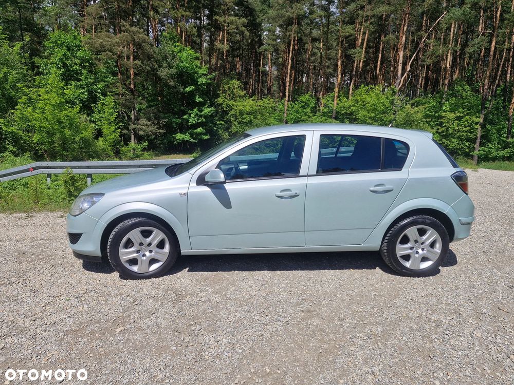 Opel Astra 1.4 Enjoy - 2