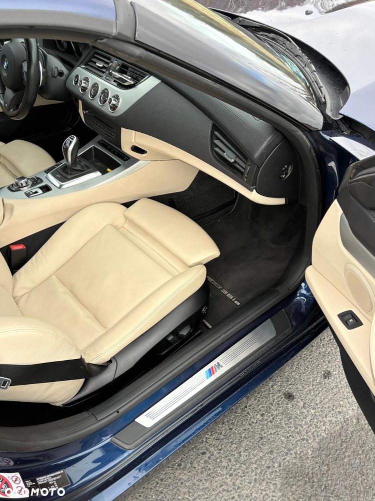 BMW Z4 35is sDrive - 7