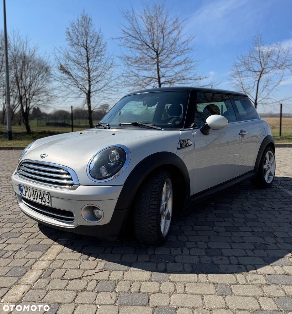 MINI Cooper 50 Camden - 3